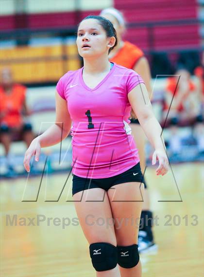 Thumbnail 2 in Birdville vs Haltom (EMS-ISD Tournament) photogallery.