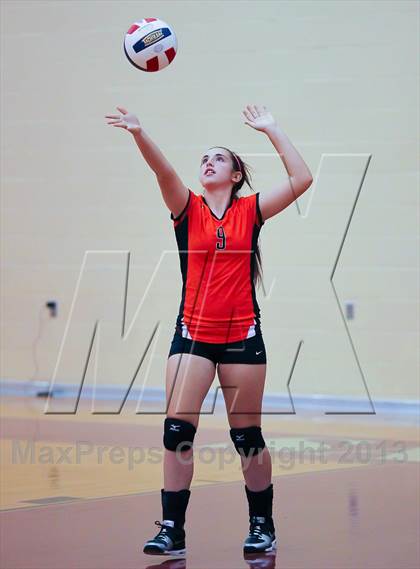 Thumbnail 1 in Birdville vs Haltom (EMS-ISD Tournament) photogallery.