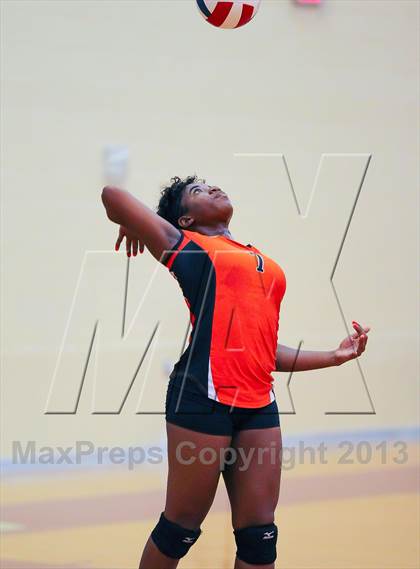 Thumbnail 2 in Birdville vs Haltom (EMS-ISD Tournament) photogallery.
