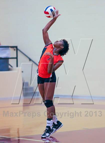 Thumbnail 2 in Birdville vs Haltom (EMS-ISD Tournament) photogallery.