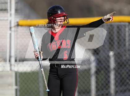 Thumbnail 2 in Circleville @ Berne Union photogallery.