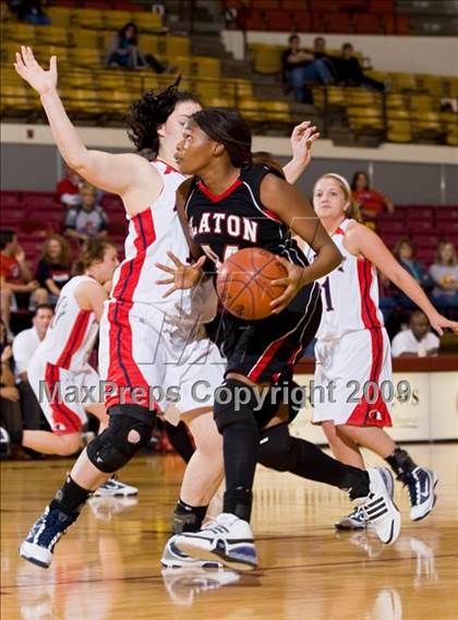 Thumbnail 3 in Aubrey @ Slaton (Fantasy of Lights Tournament) photogallery.