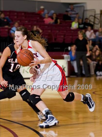 Thumbnail 2 in Aubrey @ Slaton (Fantasy of Lights Tournament) photogallery.