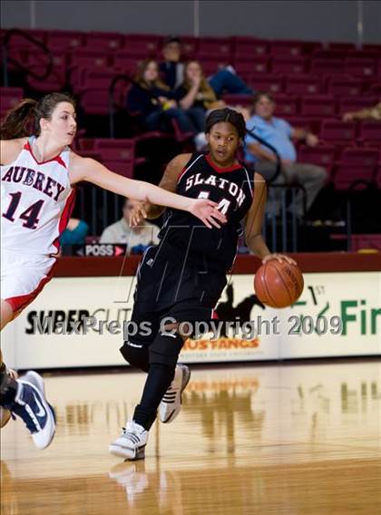 Thumbnail 2 in Aubrey @ Slaton (Fantasy of Lights Tournament) photogallery.