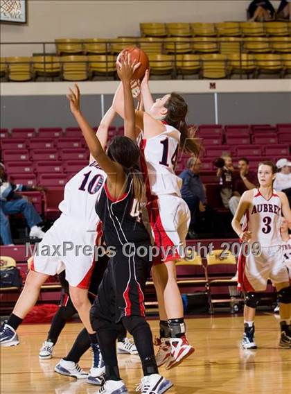 Thumbnail 1 in Aubrey @ Slaton (Fantasy of Lights Tournament) photogallery.