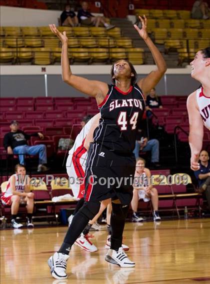 Thumbnail 1 in Aubrey @ Slaton (Fantasy of Lights Tournament) photogallery.