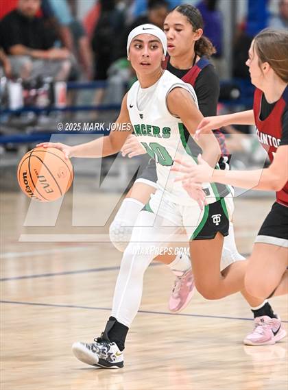 Thumbnail 2 in McClintock vs. Thousand Oaks (Section 7) photogallery.