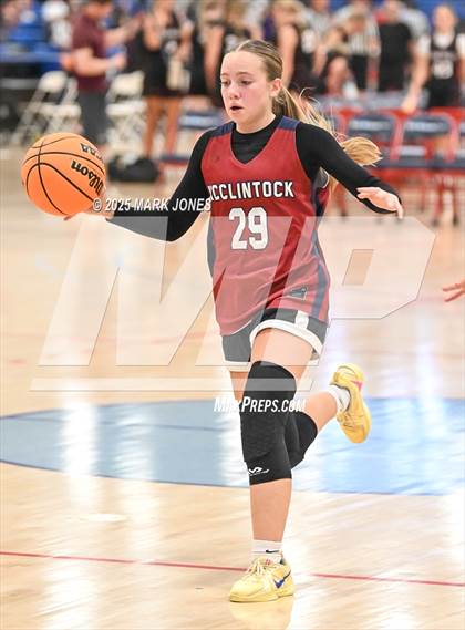 Thumbnail 1 in McClintock vs. Thousand Oaks (Section 7) photogallery.