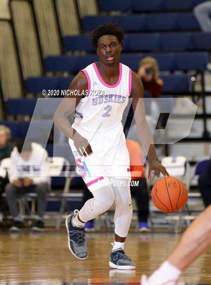 Thumbnail 1 in Sheldon vs. Mater Dei (Tarkanian Classic) photogallery.