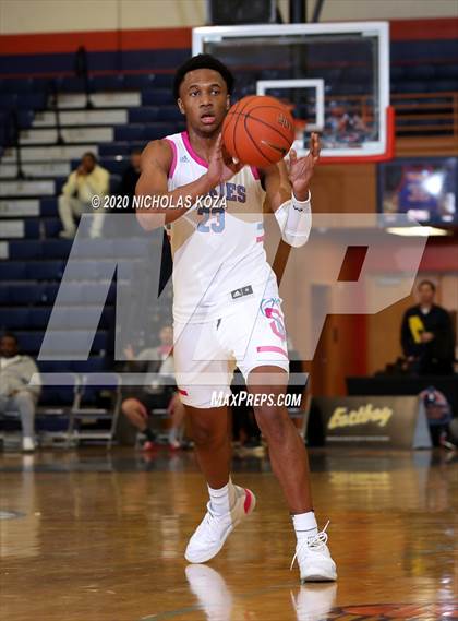 Thumbnail 3 in Sheldon vs. Mater Dei (Tarkanian Classic) photogallery.