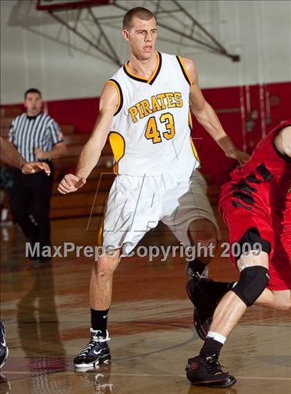 Thumbnail 3 in Palm Desert vs. San Pedro (Palm Springs Winter Classic) photogallery.