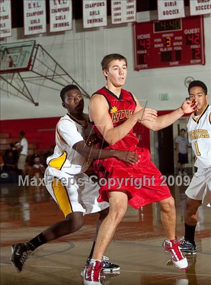 Thumbnail 3 in Palm Desert vs. San Pedro (Palm Springs Winter Classic) photogallery.
