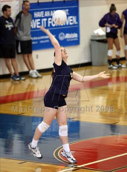 Thumbnail 1 in Highland Park vs Dawson (Nike Volleyball Classic) photogallery.