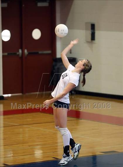 Thumbnail 3 in Highland Park vs Dawson (Nike Volleyball Classic) photogallery.