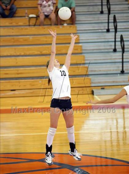 Thumbnail 2 in Highland Park vs Dawson (Nike Volleyball Classic) photogallery.