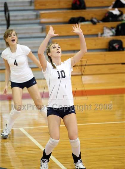 Thumbnail 1 in Highland Park vs Dawson (Nike Volleyball Classic) photogallery.