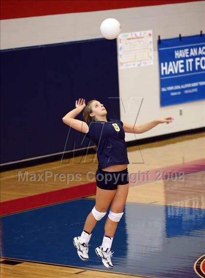 Thumbnail 2 in Highland Park vs Dawson (Nike Volleyball Classic) photogallery.