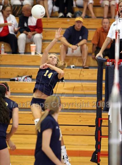 Thumbnail 3 in Highland Park vs Dawson (Nike Volleyball Classic) photogallery.