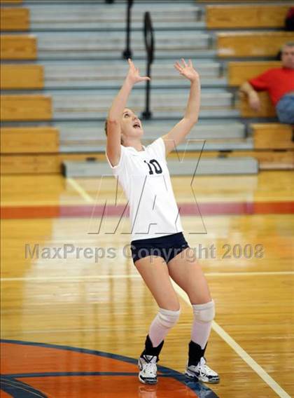 Thumbnail 2 in Highland Park vs Dawson (Nike Volleyball Classic) photogallery.
