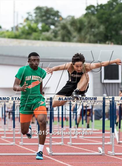 Thumbnail 2 in UIL 5A District Meet (Boys Events) photogallery.