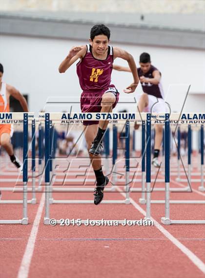 Thumbnail 1 in UIL 5A District Meet (Boys Events) photogallery.