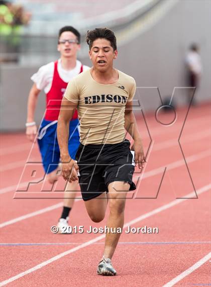 Thumbnail 2 in UIL 5A District Meet (Boys Events) photogallery.