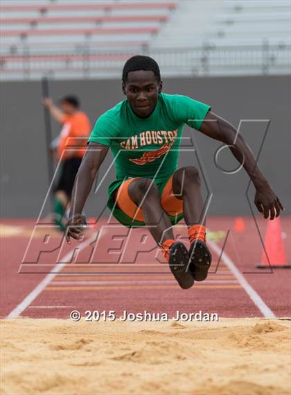 Thumbnail 1 in UIL 5A District Meet (Boys Events) photogallery.