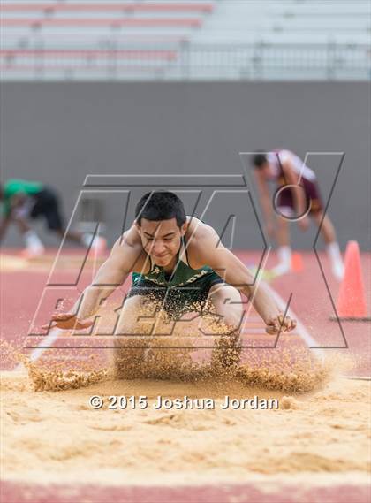 Thumbnail 3 in UIL 5A District Meet (Boys Events) photogallery.