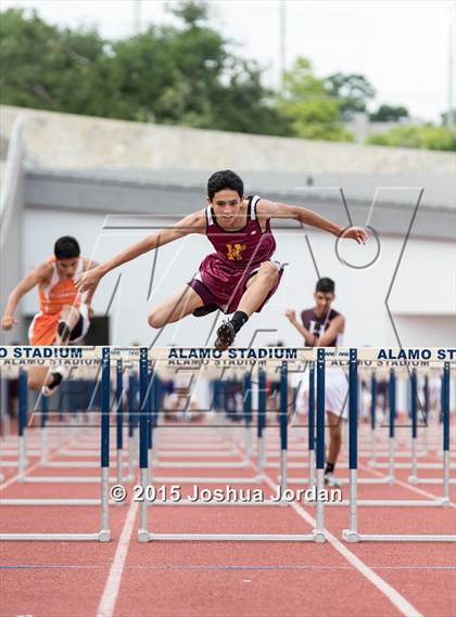 Thumbnail 3 in UIL 5A District Meet (Boys Events) photogallery.