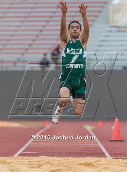 Thumbnail 3 in UIL 5A District Meet (Boys Events) photogallery.