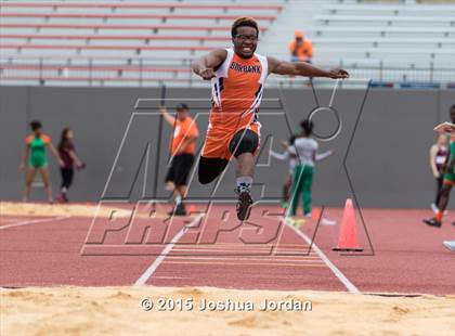 Thumbnail 3 in UIL 5A District Meet (Boys Events) photogallery.