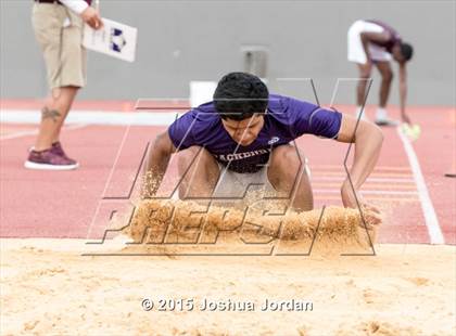 Thumbnail 2 in UIL 5A District Meet (Boys Events) photogallery.