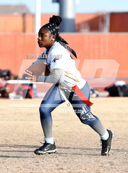 Thumbnail 1 in Cheyenne vs Legacy photogallery.