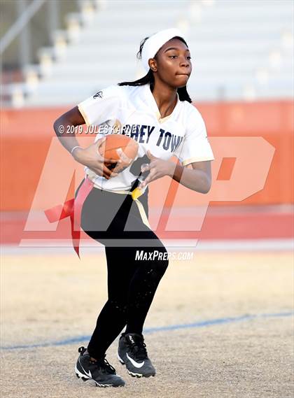 Thumbnail 3 in Cheyenne vs Legacy photogallery.