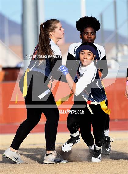 Thumbnail 1 in Cheyenne vs Legacy photogallery.