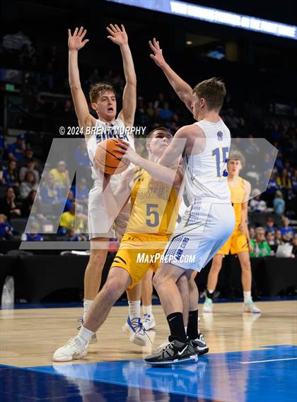 Thumbnail 3 in Simla vs. Fowler (CHSAA 2A Great 8) photogallery.
