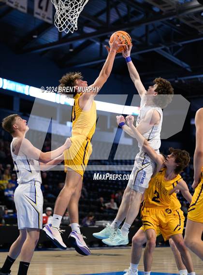 Thumbnail 3 in Simla vs. Fowler (CHSAA 2A Great 8) photogallery.