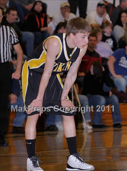 Thumbnail 3 in Venango Catholic @ Clarion Area photogallery.