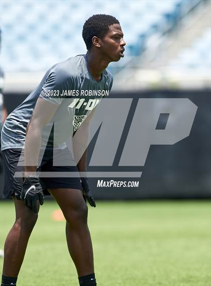Thumbnail 2 in Ribault vs Valdosta  (Jaguars Prep 11-On Tournament) photogallery.