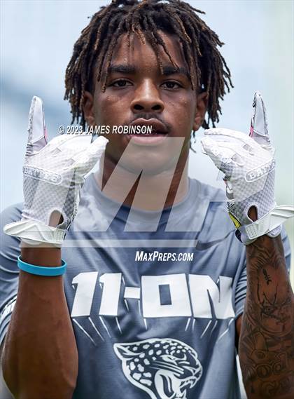 Thumbnail 2 in Ribault vs Valdosta  (Jaguars Prep 11-On Tournament) photogallery.