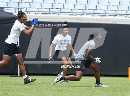 Thumbnail 1 in Ribault vs Valdosta  (Jaguars Prep 11-On Tournament) photogallery.