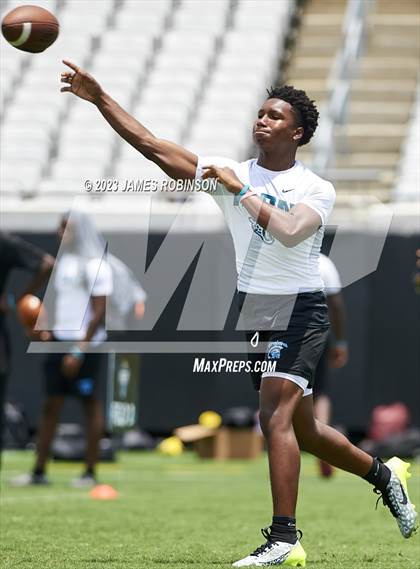Thumbnail 3 in Ribault vs Valdosta  (Jaguars Prep 11-On Tournament) photogallery.