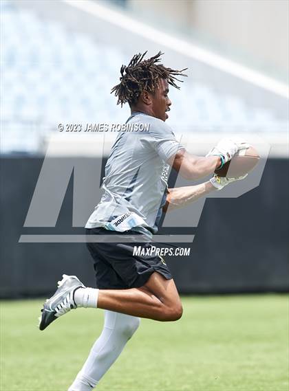 Thumbnail 2 in Ribault vs Valdosta  (Jaguars Prep 11-On Tournament) photogallery.