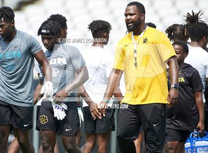 Thumbnail 2 in Ribault vs Valdosta  (Jaguars Prep 11-On Tournament) photogallery.