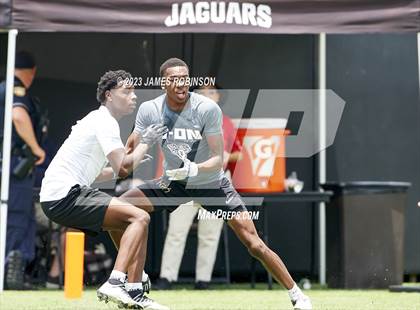 Thumbnail 3 in Ribault vs Valdosta  (Jaguars Prep 11-On Tournament) photogallery.
