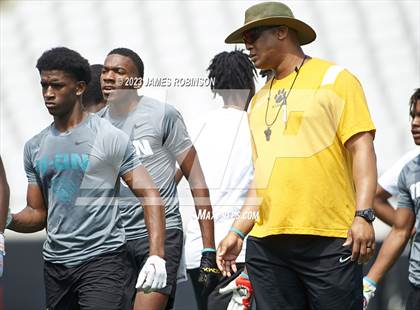 Thumbnail 1 in Ribault vs Valdosta  (Jaguars Prep 11-On Tournament) photogallery.