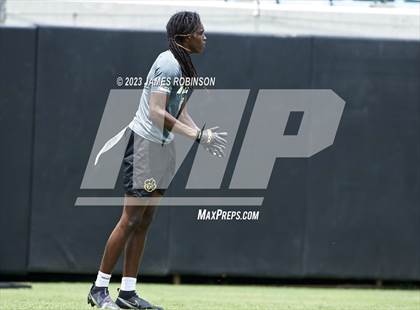 Thumbnail 1 in Ribault vs Valdosta  (Jaguars Prep 11-On Tournament) photogallery.
