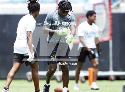 Thumbnail 3 in Ribault vs Valdosta  (Jaguars Prep 11-On Tournament) photogallery.