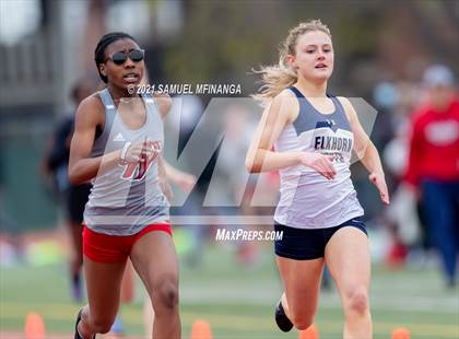 Thumbnail 1 in Harold Scott Invitational (400 Meter) photogallery.