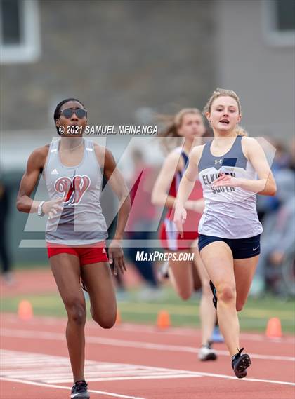 Thumbnail 3 in Harold Scott Invitational (400 Meter) photogallery.